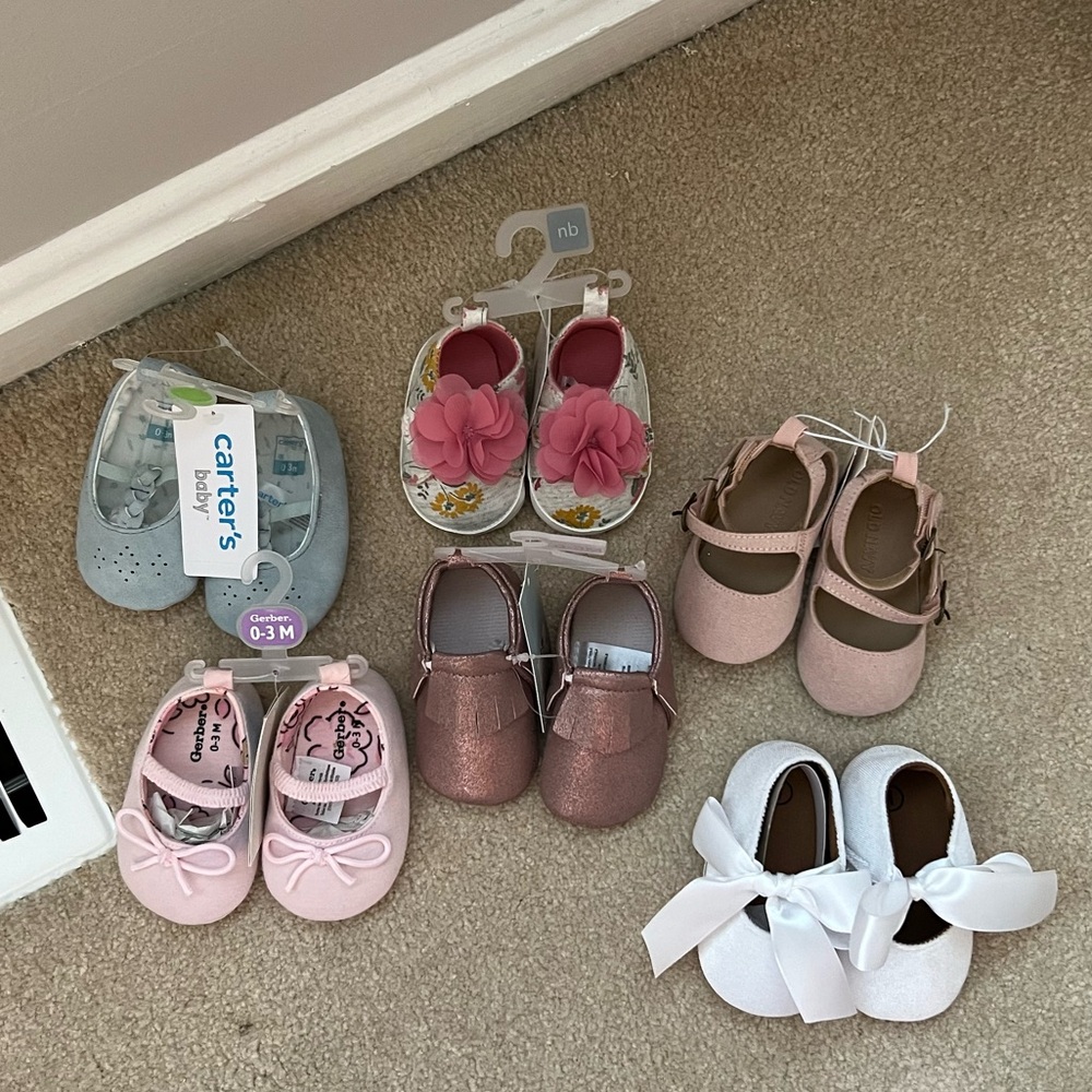 Lot of FIVE BNWT infant girls shoes